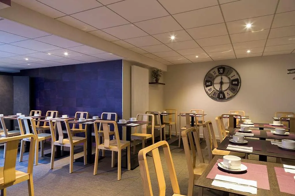 Ogboutique Hotel Du Chateau Dinan 0*,  France